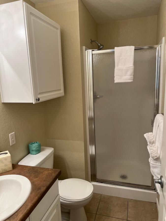 Washburn Hotel Suites Topeka Zewnętrze zdjęcie
